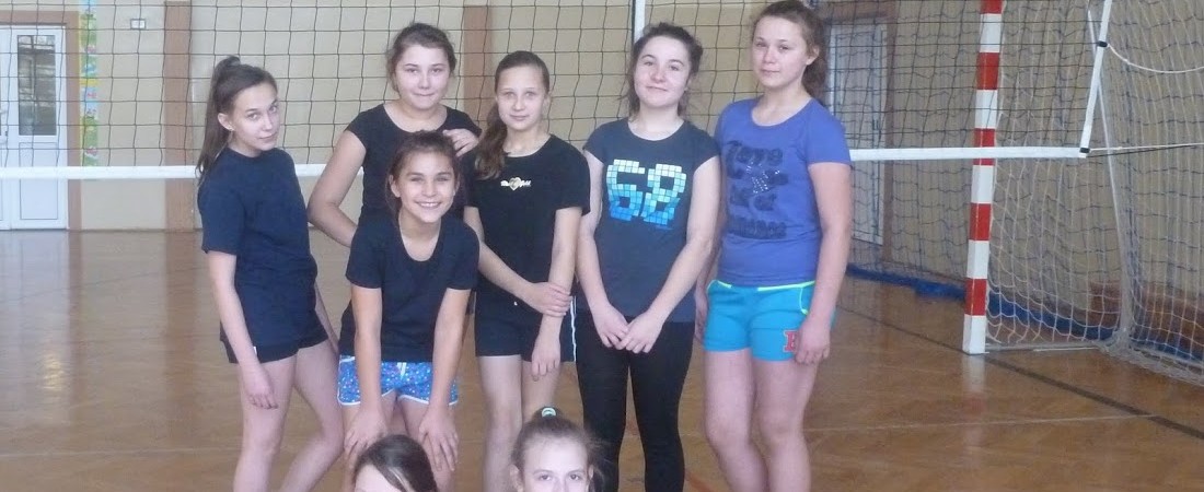 Świąteczny Turniej Mini Piłki Siatkowej Dziewcząt