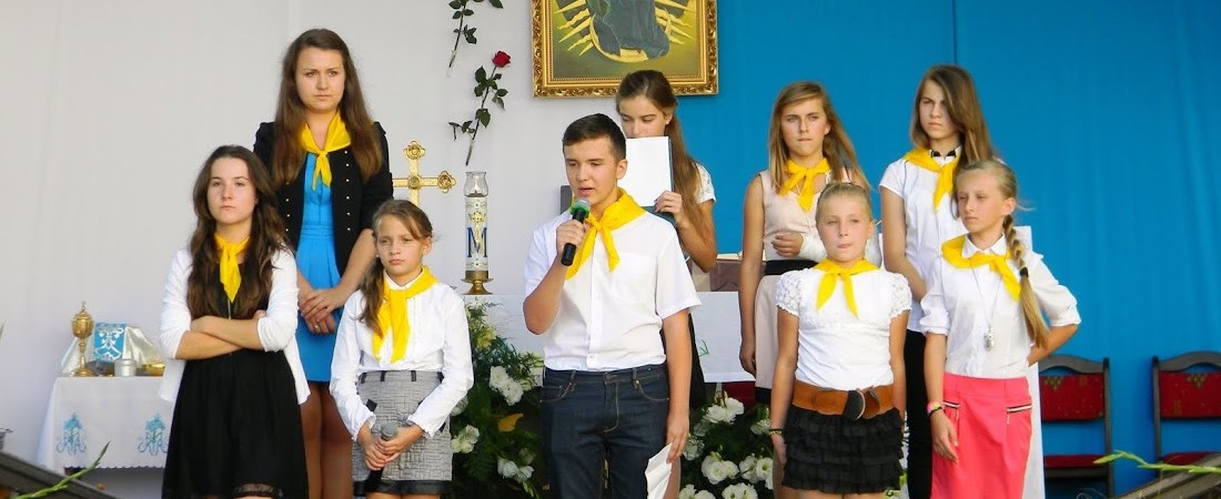 Pielgrzymka młodzieży do Sanktuarium w Tuligłowach