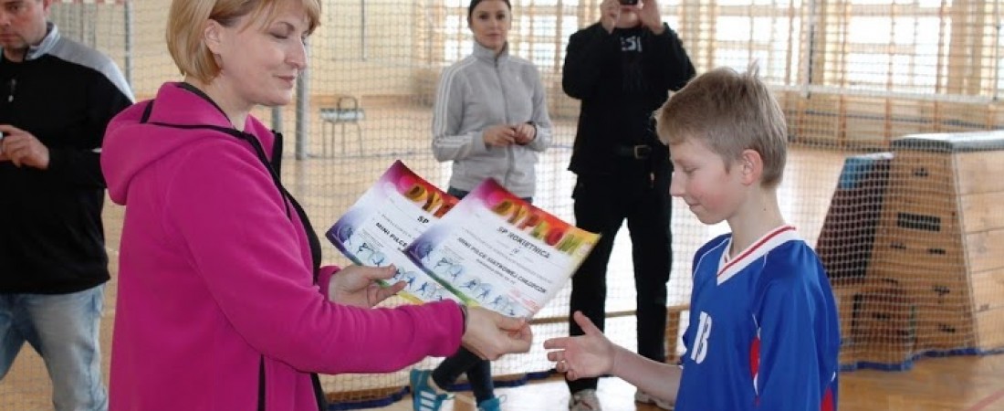 Powiatowe Igrzyska Młodzieży Szkolnej w Mini Piłce Siatkowej Chłopców