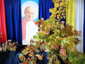 Rocznica nadania szkole imienia Jana Pawła II