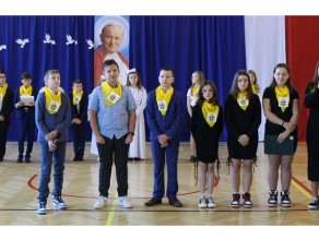 VIII rocznica nadania szkole imienia Jana Pawła II.