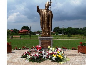 V rocznica nadania szkole imienia Jana Pawła II