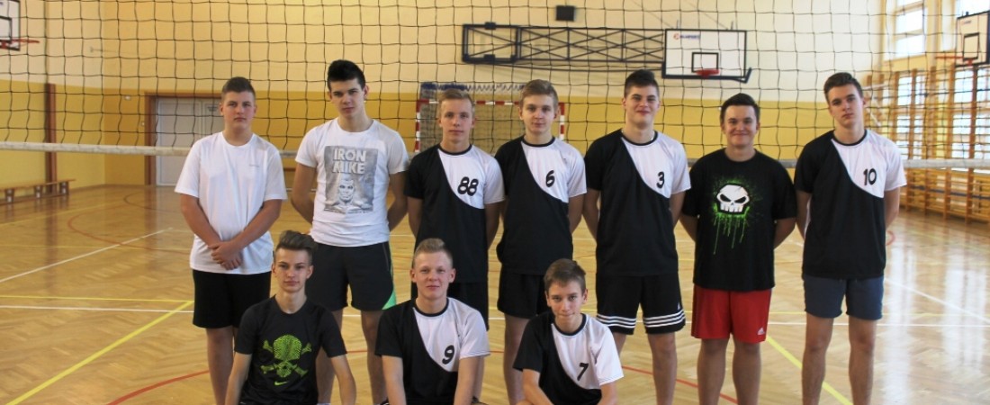 Siatkarze trenują