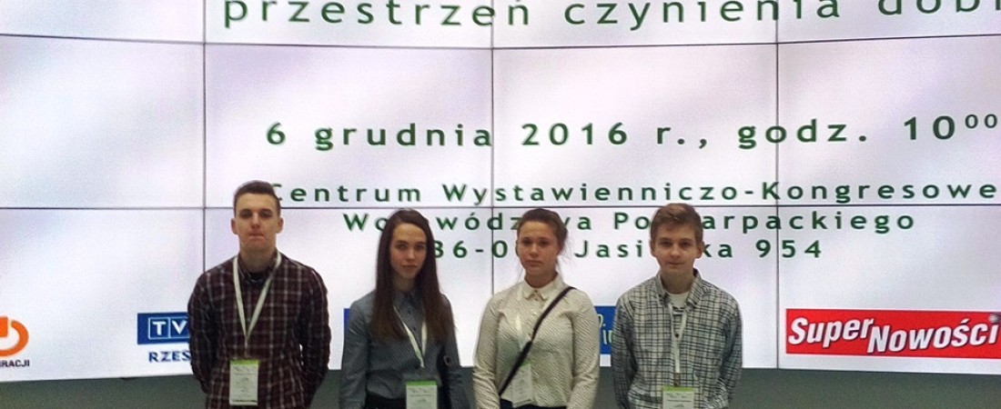 Wolontariusze z rokietnickiego gimnazjum na ogólnopolskiej konferencji