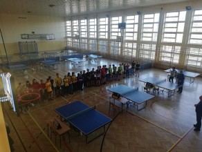Powiatowe Igrzyska Młodzieży Szkolnej w tenisie stołowym dziewcząt i chłopców