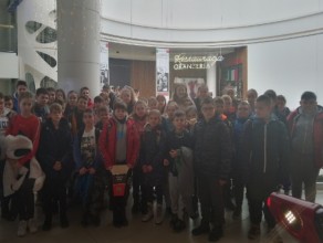 „ŚWIĄTECZNY CUD” - WYCIECZKA  DO KINA HELIOS