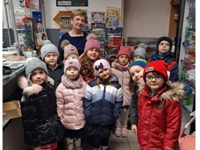Przedszkolaki w Urzędzie Pocztowym
