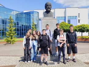 WYJAZD KLASY SIÓDMEJ NA POKAZY DOŚWIADCZEŃ Z FIZYKI
