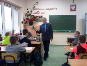 Edukacja dla bezpieczeństwa - spotkanie z Panem Markiem Winiarskim